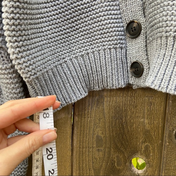 Grey Balloon Sleeve Cropped Cardigan Sweater 🌿 - Picture 9 of 9